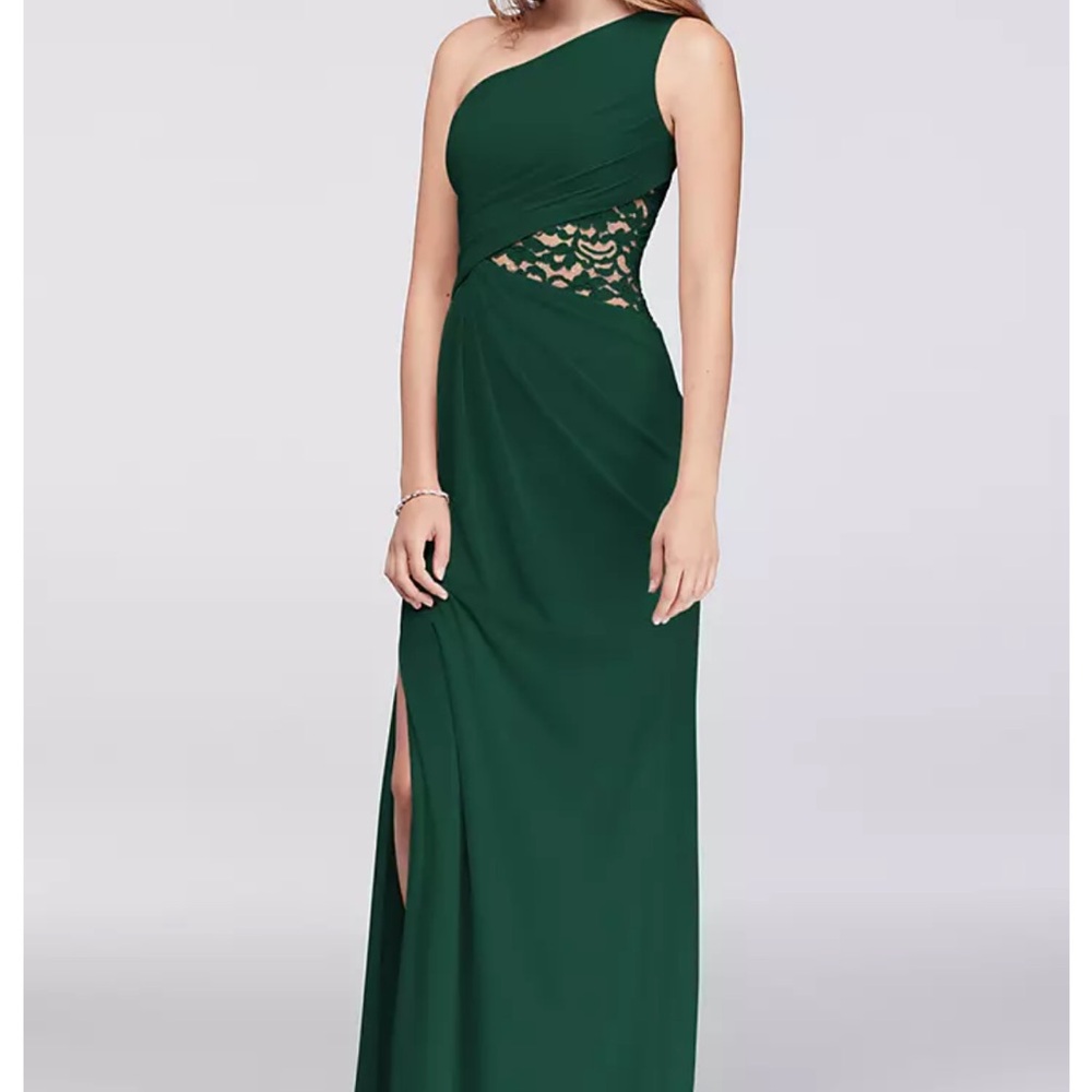David’s Bridal Emerald Green One Shoulder Bridesmaid Gown Size 6 Formal Dress